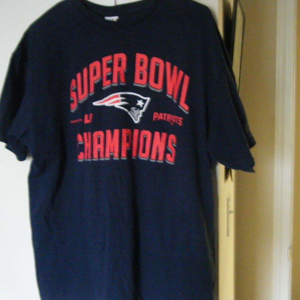 Patriots Super Bowl Champs LI T-Shirt XL
